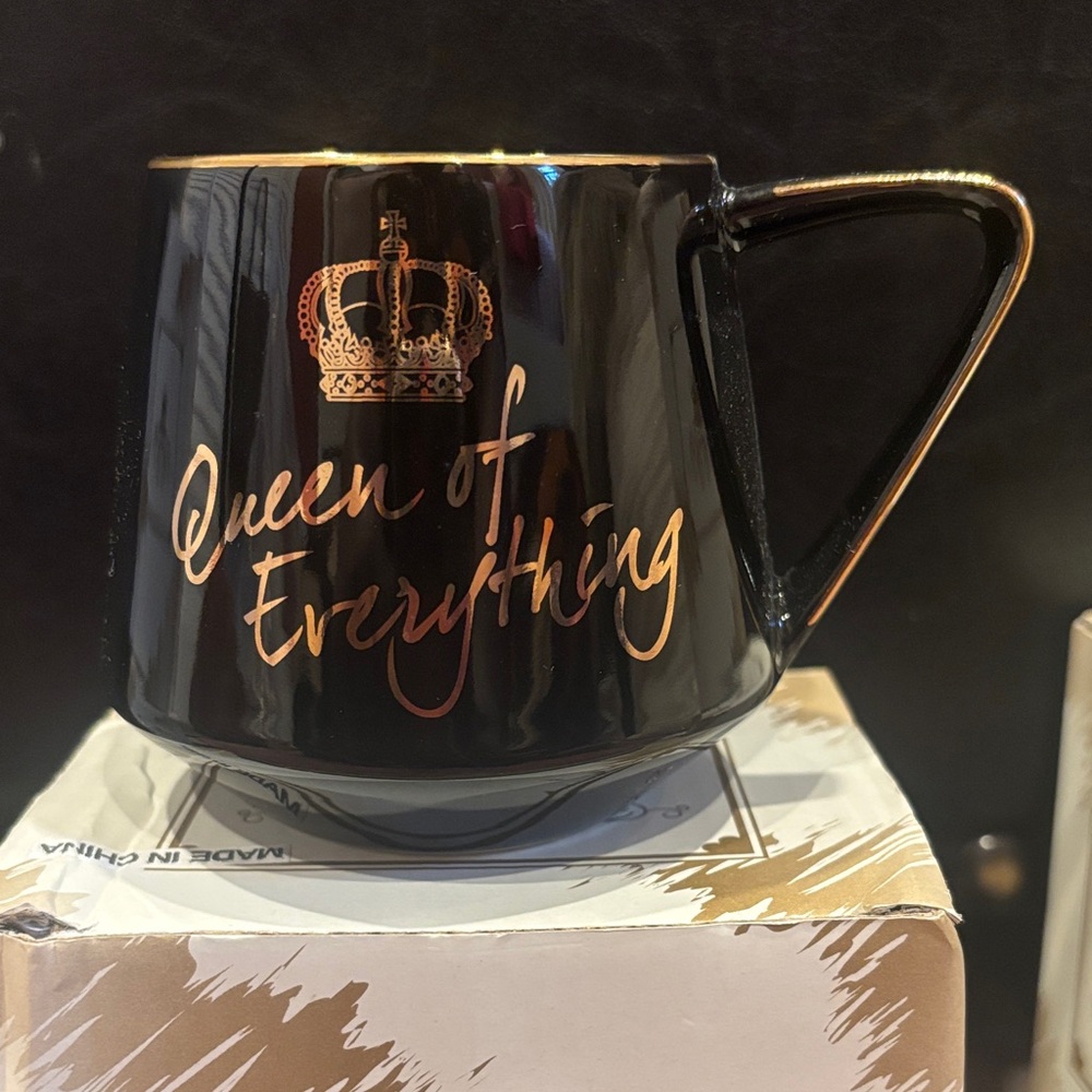 Black and Gold Mug - Queen of Everything